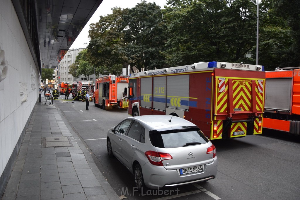 Feuer 2 WDR Koeln Altstadt Nord An der Rechtschule P085.JPG - Miklos Laubert